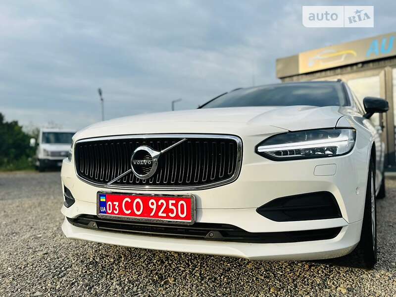 Универсал Volvo V90 2018 в Иршаве