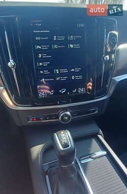 Универсал Volvo V90 2018 в 