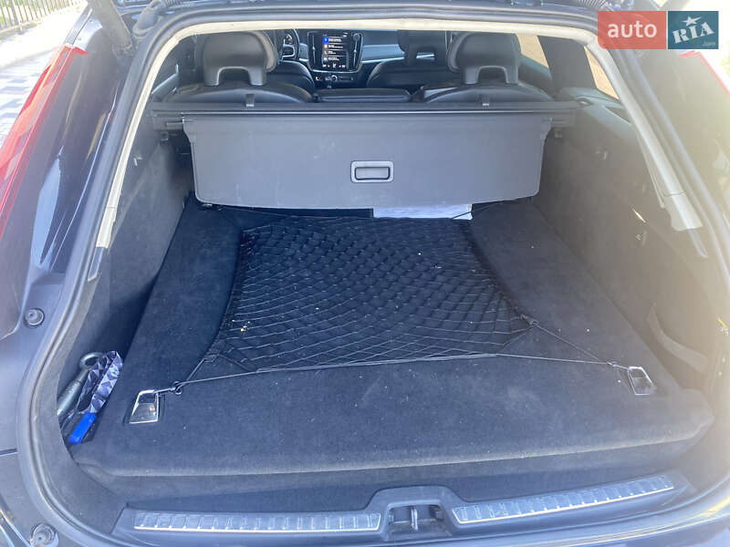 Універсал Volvo V90 2018 в Луцьку