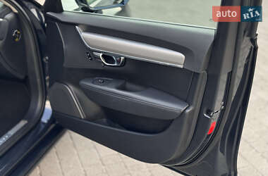 Универсал Volvo V90 2019 в 
