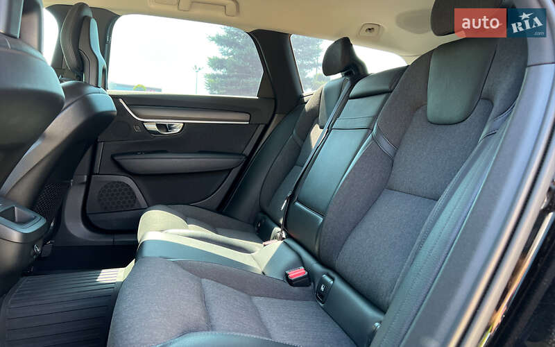 Универсал Volvo V90 2017 в Львове