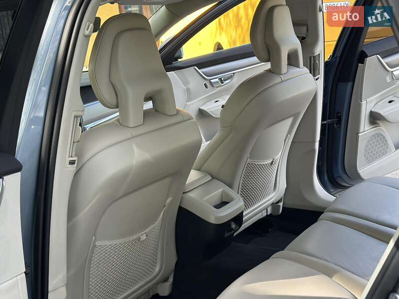 Универсал Volvo V90 2016 в Львове фото 4 Универсал Volvo V90 2016 в Львове