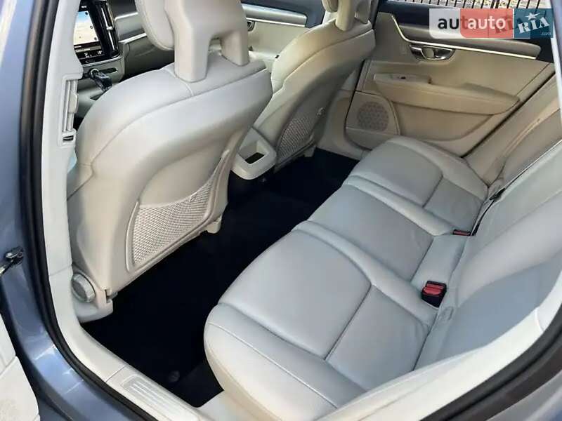 Универсал Volvo V90 2016 в Львове