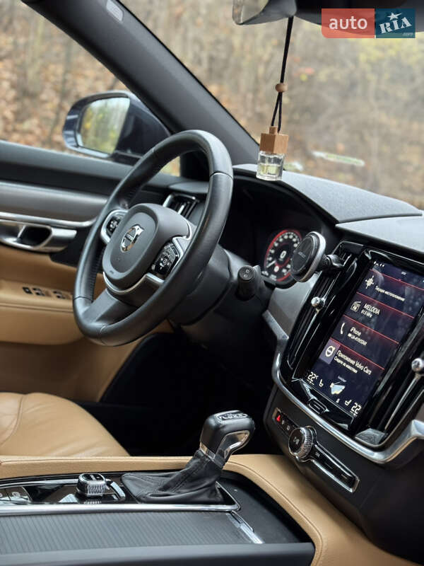 Универсал Volvo V90 2017 в Львове