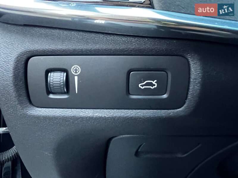 Универсал Volvo V90 2017 в Киеве