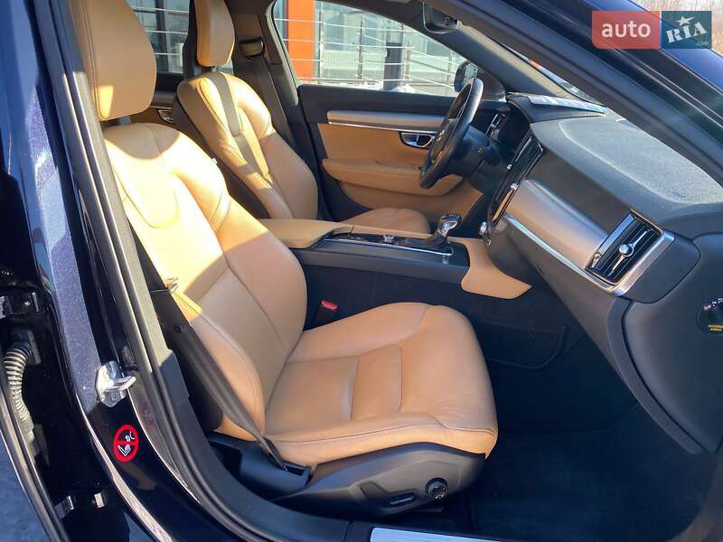 Универсал Volvo V90 2017 в Львове фото 22 Универсал Volvo V90 2017 в Львове