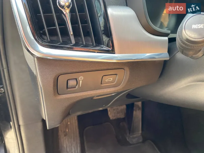 Volvo V90 2017 VIN YV1PW79B0H1022006 фото оголошення 14 з 64
