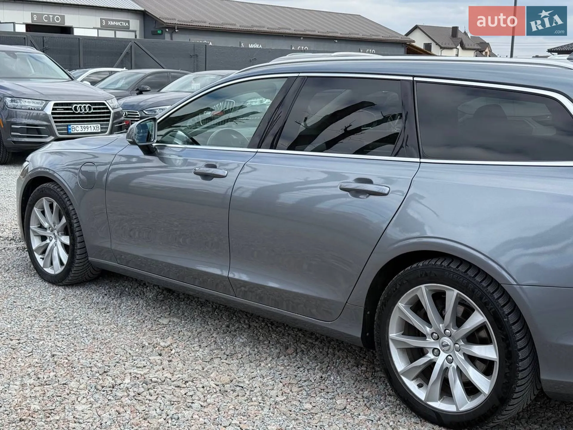 2017 Volvo V90 - мініатюра 10