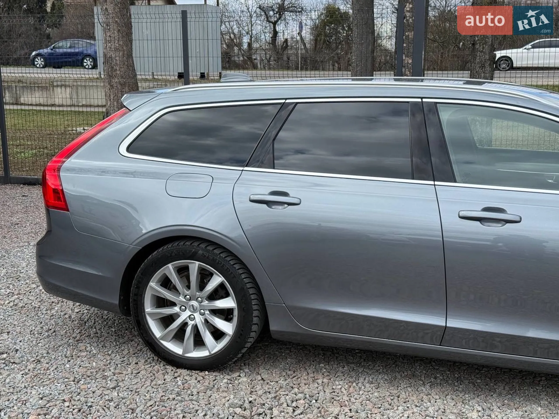 2017 Volvo V90 - мініатюра 18