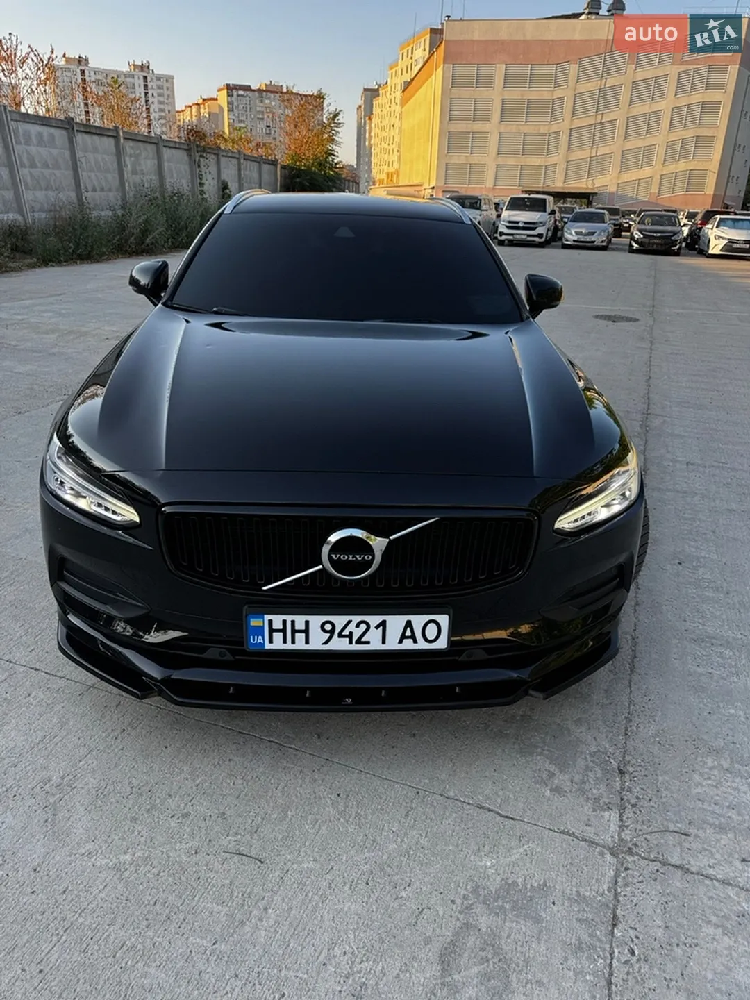 2017 Volvo V90 - мініатюра 13