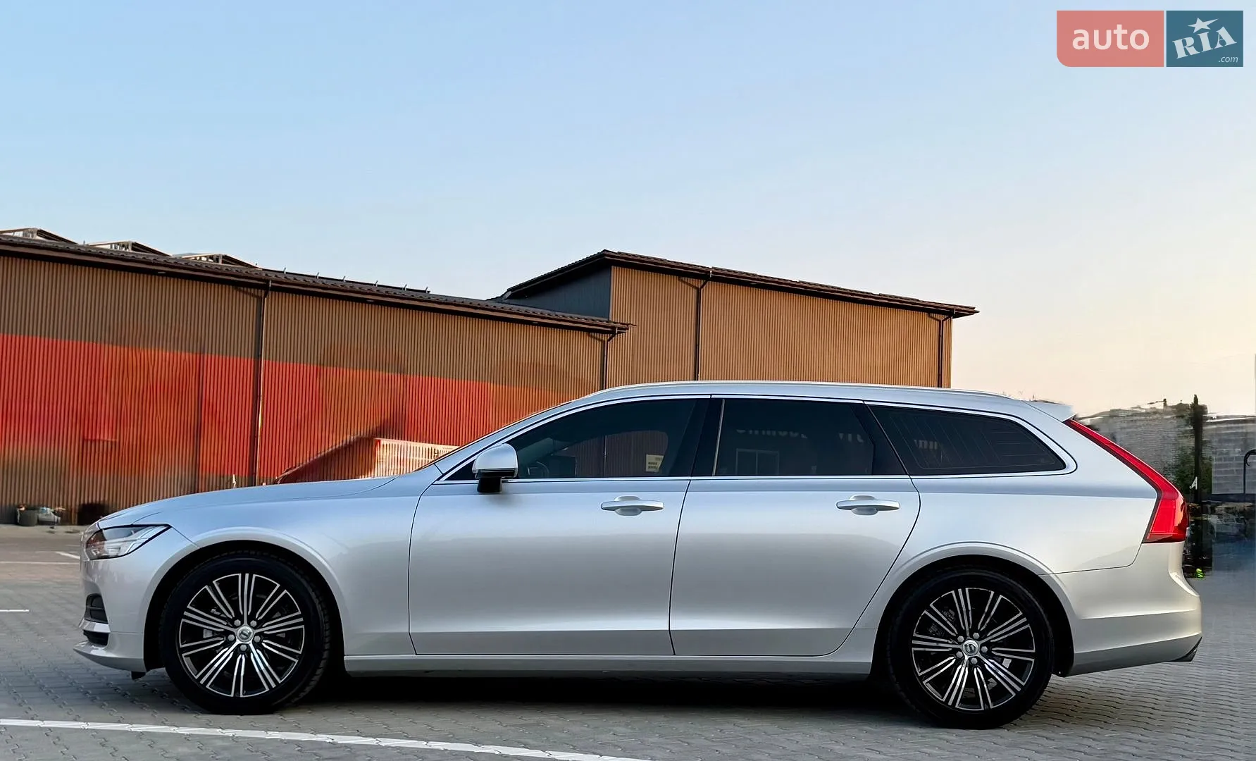 2017 Volvo V90 - мініатюра 29