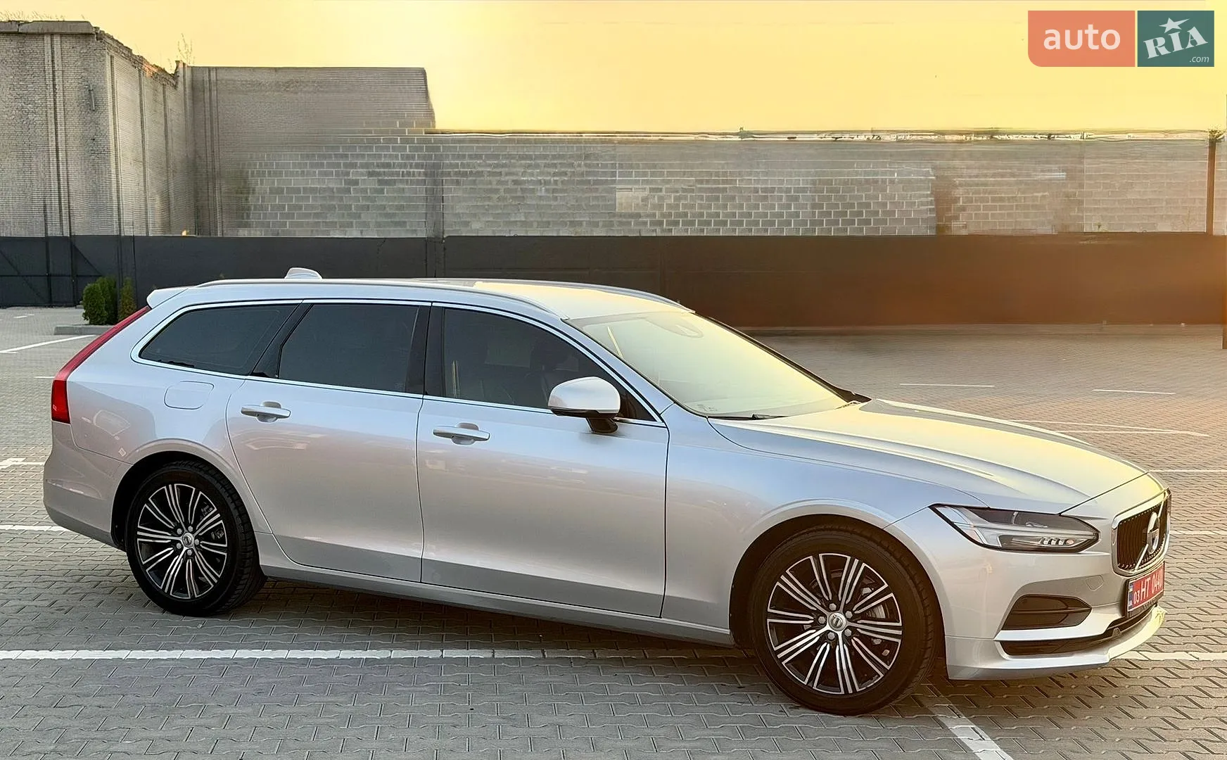 2017 Volvo V90 - мініатюра 33