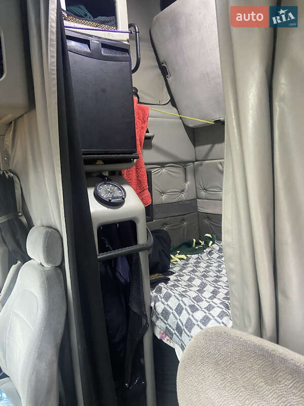 Самоскид Volvo VNL 660 2002 в Вінниці