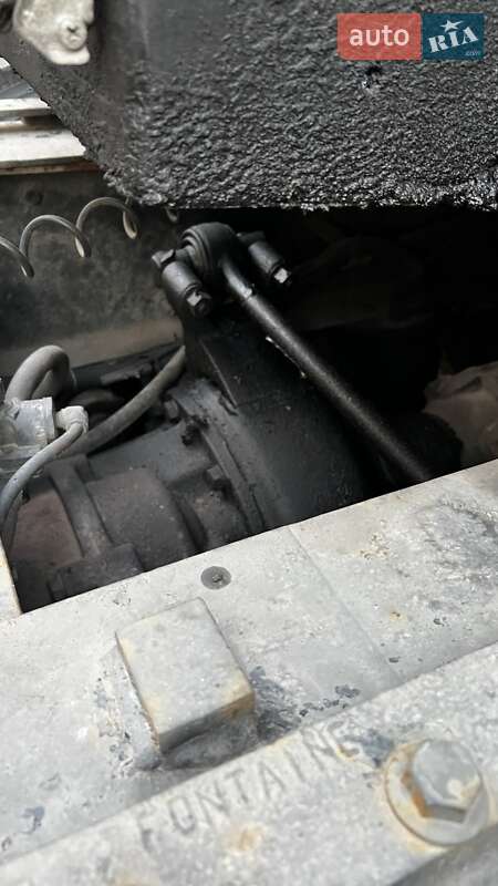 Тягач Volvo VNL 660 2001 в Киеве