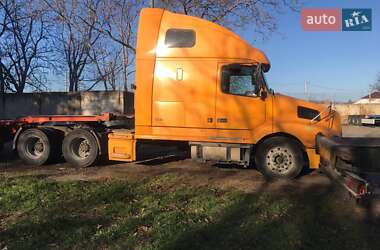 Тягач Volvo VNL 670 2002 в Великодолинському