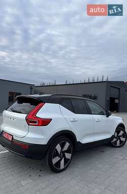 Позашляховик / Кросовер Volvo XC40 Recharge 2024 в 