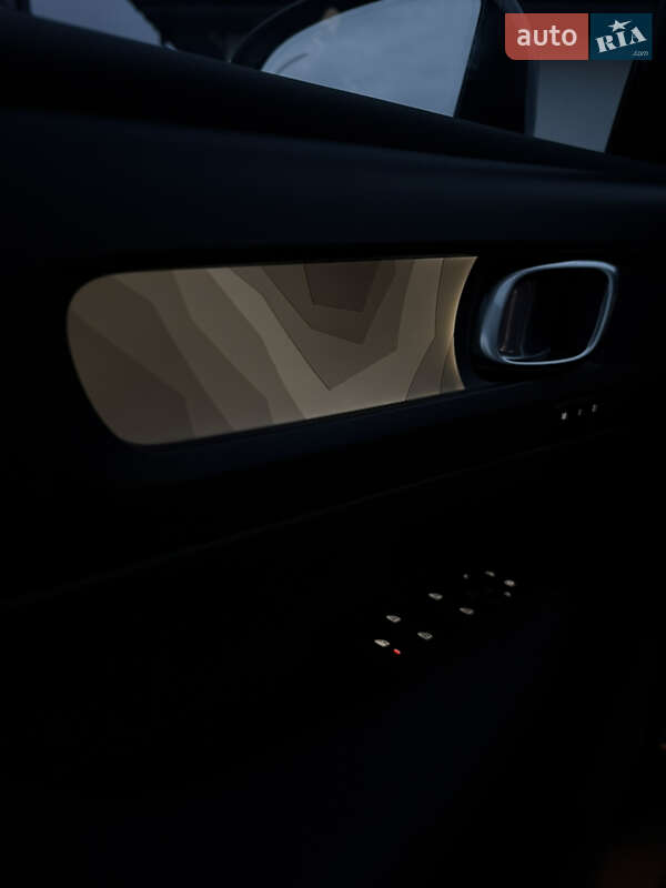 Внедорожник / Кроссовер Volvo XC40 Recharge 2024 в Ровно