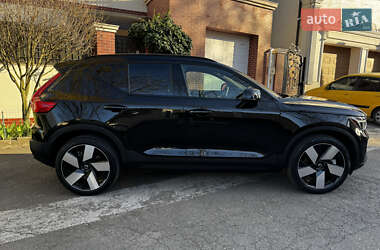 Внедорожник / Кроссовер Volvo XC40 Recharge 2022 в 