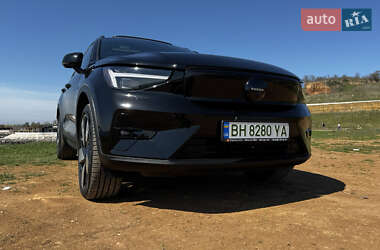 Внедорожник / Кроссовер Volvo XC40 Recharge 2022 в 