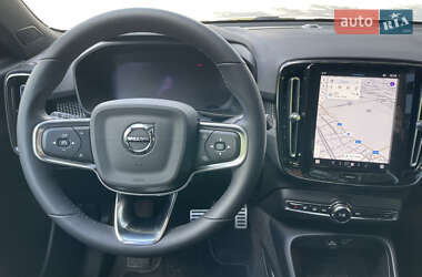 Внедорожник / Кроссовер Volvo XC40 Recharge 2021 в 