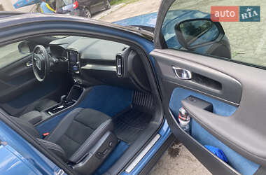 Внедорожник / Кроссовер Volvo XC40 Recharge 2022 в 