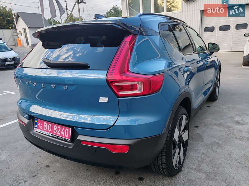 Позашляховик / Кросовер Volvo XC40 Recharge 2023 в Чернівцях