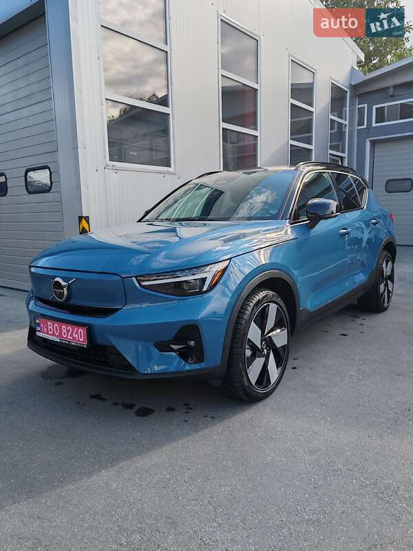 Позашляховик / Кросовер Volvo XC40 Recharge 2023 в Чернівцях