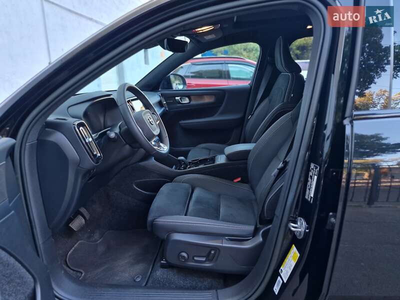 Внедорожник / Кроссовер Volvo XC40 Recharge 2022 в Одессе