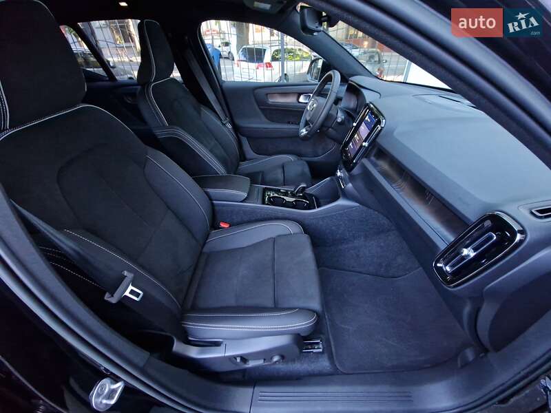Внедорожник / Кроссовер Volvo XC40 Recharge 2022 в Одессе