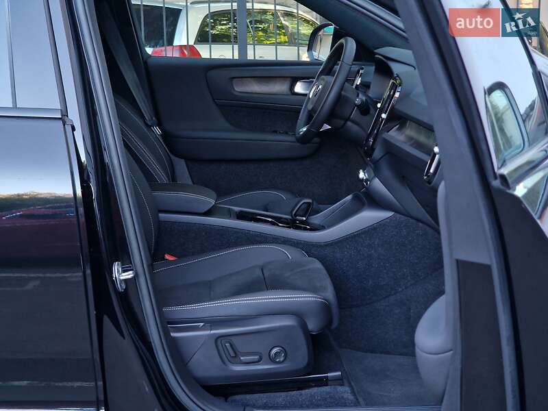 Внедорожник / Кроссовер Volvo XC40 Recharge 2022 в Одессе