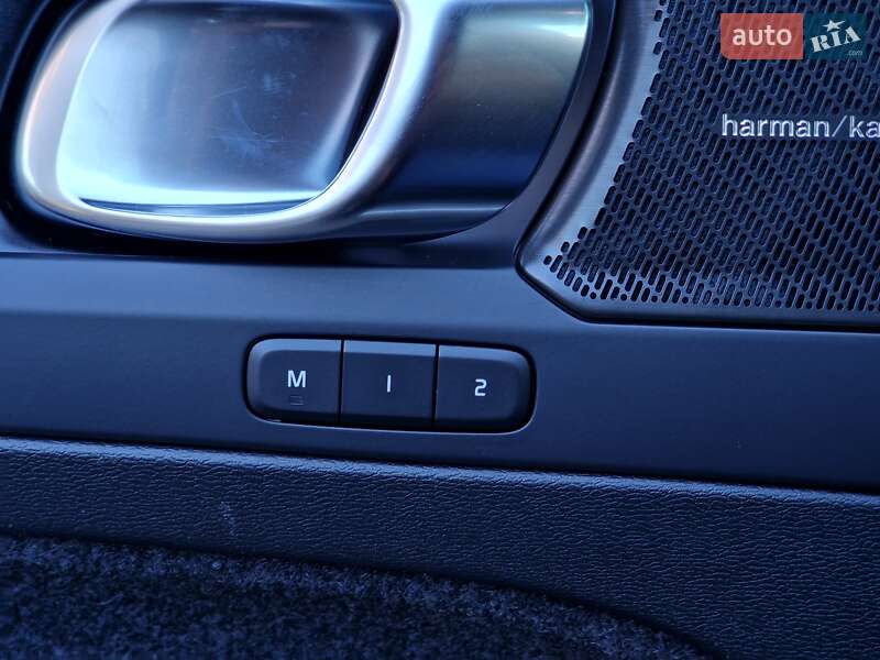 Внедорожник / Кроссовер Volvo XC40 Recharge 2022 в Одессе