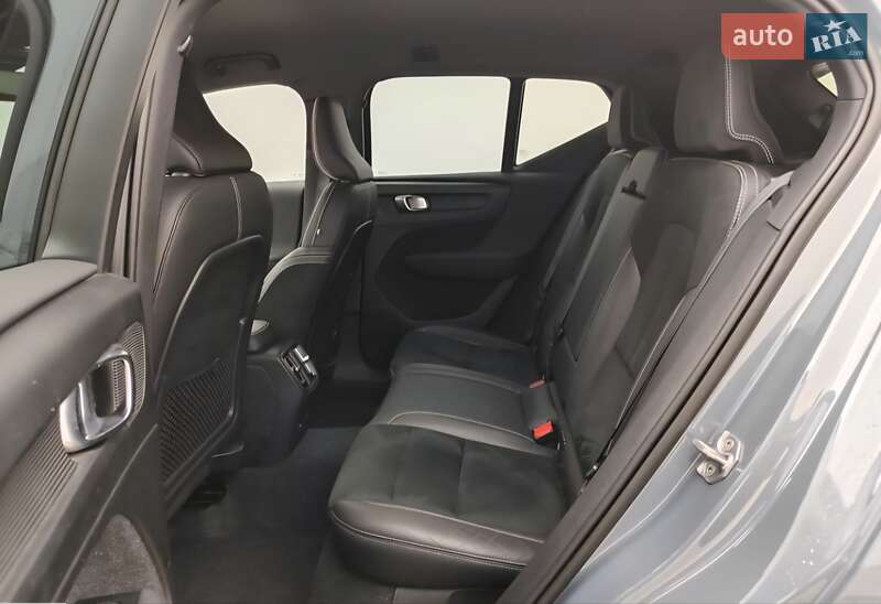 Внедорожник / Кроссовер Volvo XC40 Recharge 2022 в Киеве