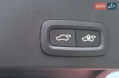 Внедорожник / Кроссовер Volvo XC40 Recharge 2023 в 