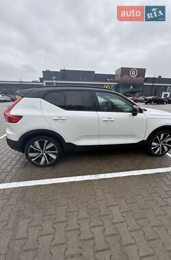 Внедорожник / Кроссовер Volvo XC40 Recharge 2021 в 