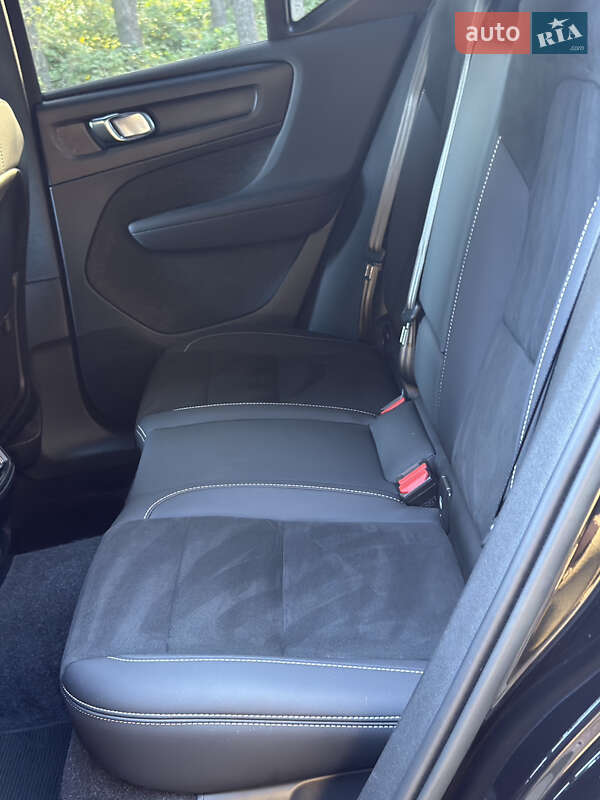 Внедорожник / Кроссовер Volvo XC40 Recharge 2023 в Ровно