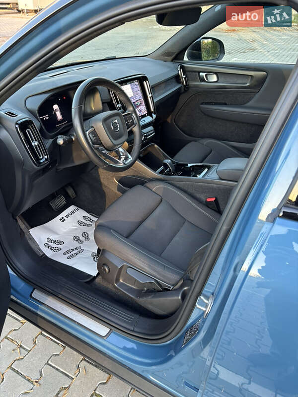 Внедорожник / Кроссовер Volvo XC40 Recharge 2022 в Львове