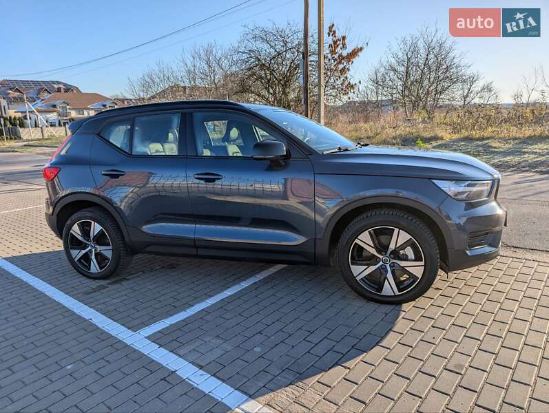 Позашляховик / Кросовер Volvo XC40 Recharge 2021 в Рівному