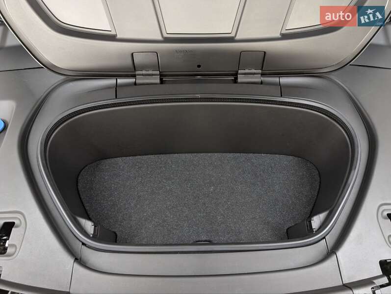 Позашляховик / Кросовер Volvo XC40 Recharge 2021 в Рівному