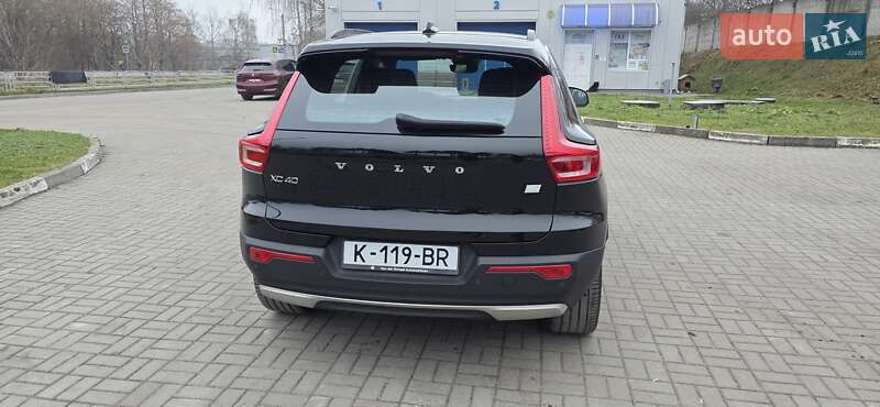 Позашляховик / Кросовер Volvo XC40 Recharge 2021 в Тернополі