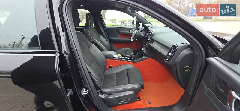 Позашляховик / Кросовер Volvo XC40 Recharge 2021 в Тернополі