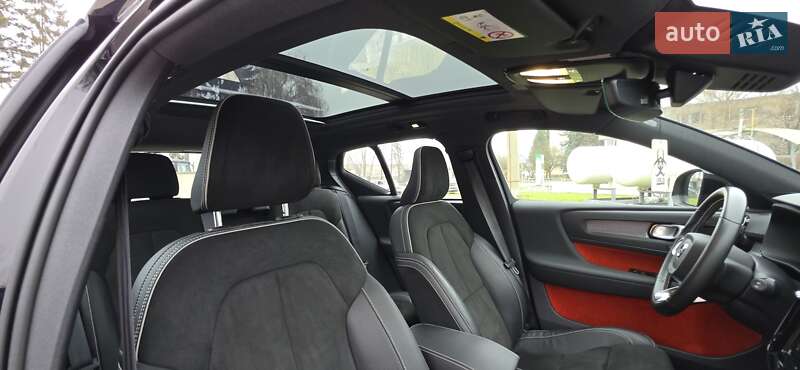 Позашляховик / Кросовер Volvo XC40 Recharge 2021 в Тернополі