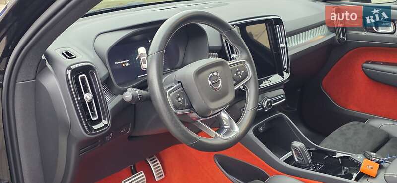 Позашляховик / Кросовер Volvo XC40 Recharge 2021 в Тернополі