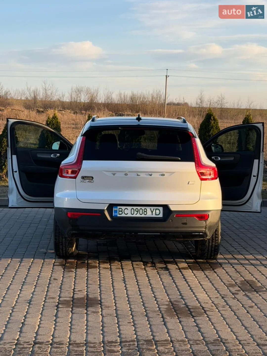 2021 Volvo XC40 - мініатюра 21