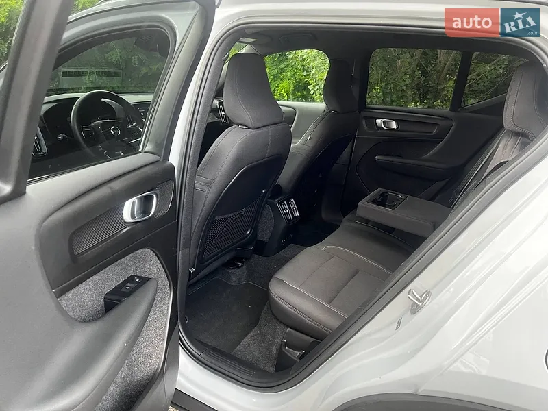 Volvo XC40 Recharge 2022 VIN YV4ED3UAXN2774683 фото оголошення 15 з 74