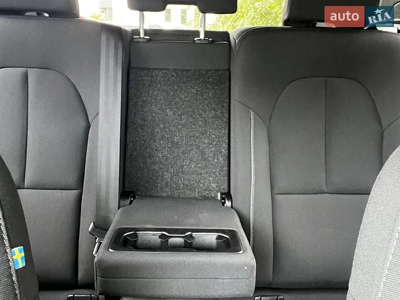 Volvo XC40 Recharge 2022 VIN YV4ED3UAXN2774683 фото оголошення 35 з 74