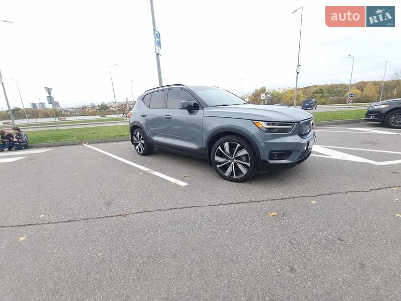 Volvo XC40 Recharge