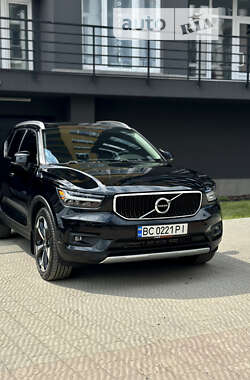 Внедорожник / Кроссовер Volvo XC40 2020 в Львове