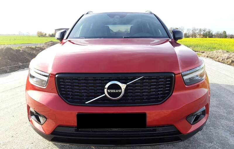 Позашляховик / Кросовер Volvo XC40 2019 в Одесі