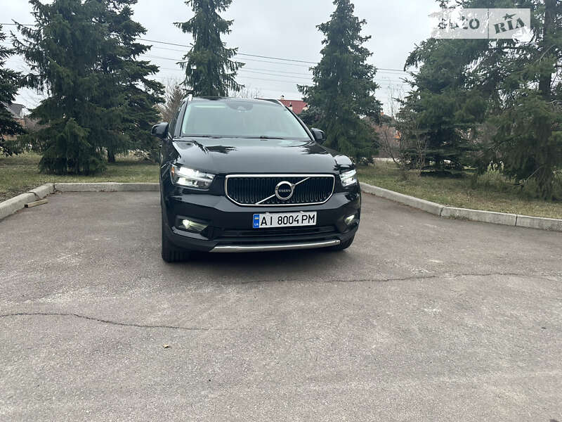 Внедорожник / Кроссовер Volvo XC40 2021 в Вышгороде