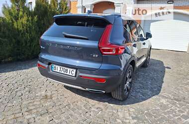 Внедорожник / Кроссовер Volvo XC40 2020 в Полтаве